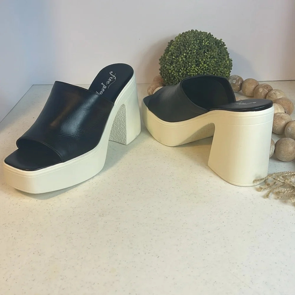 FREE PEOPLE 'Zoe' Platform Slide Sandal Sz 10/EU/40 Color Black/ White - Picture 8 of 11